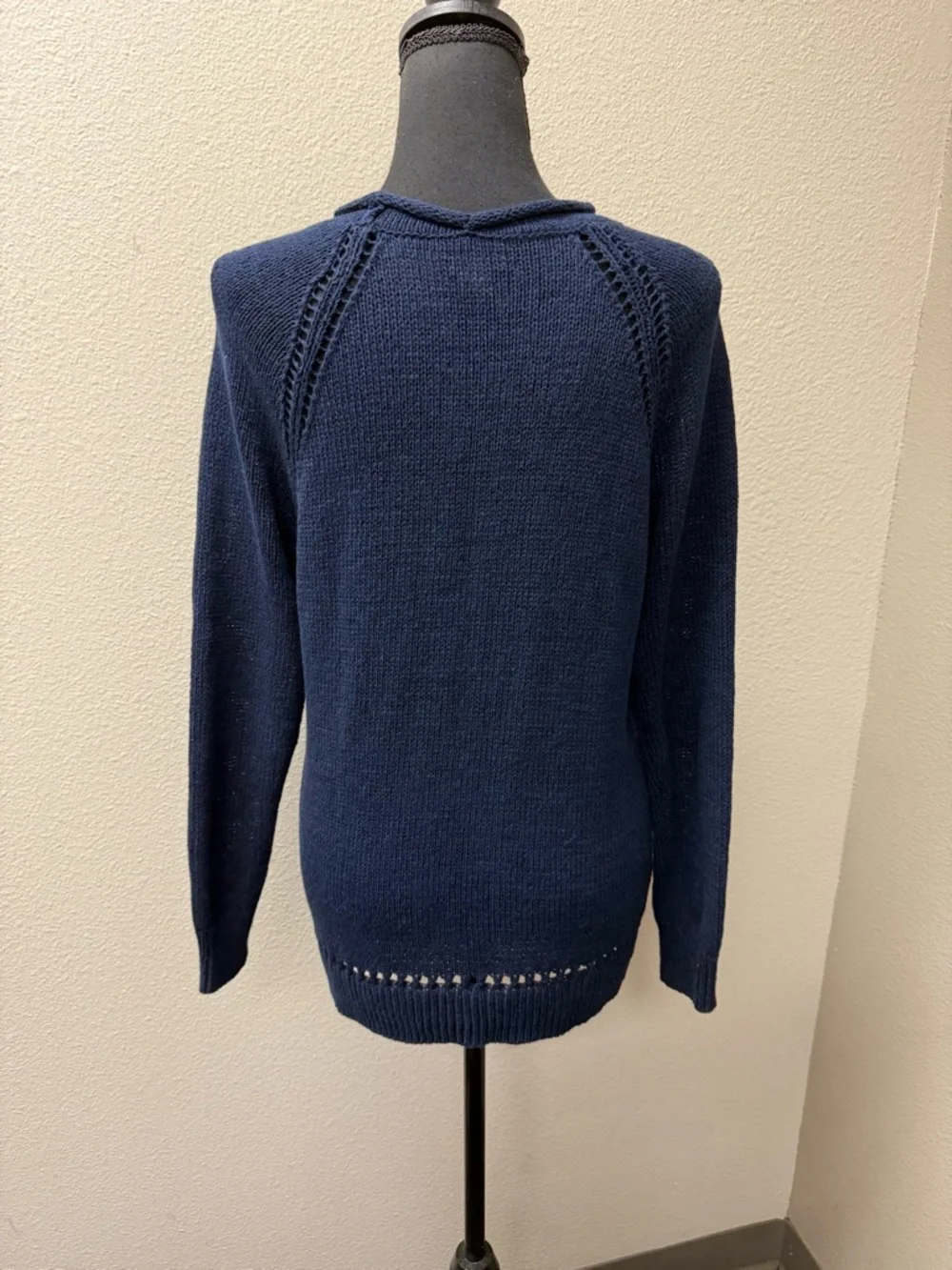 J.Crew Navy Knit Sweater Medium Cotton Blend Crewneck Lightweight Classic - Picture 5 of 10